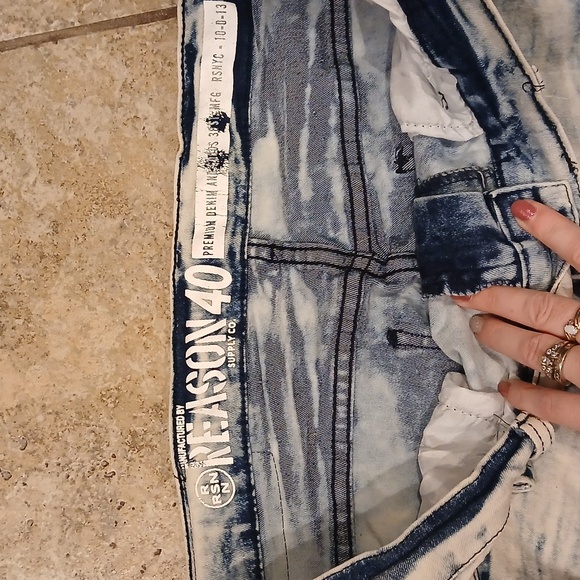 {Reason} premium denim Biker Straight Leg Acid Wash mens 36 NWOT - Picture 4 of 8